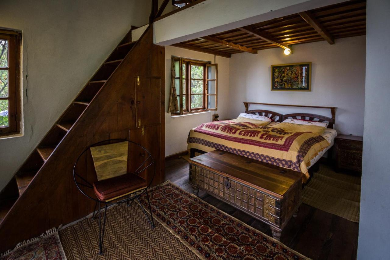 Jungle Lore Birding Lodge Nainital Extérieur photo